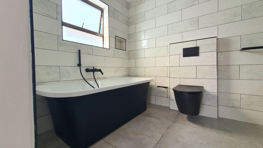 3 Bedroom Property for Sale in Dana Bay Western Cape